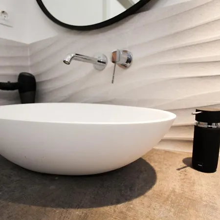 Real Delux Next To Gozsdu & Synagogue * Будапешт