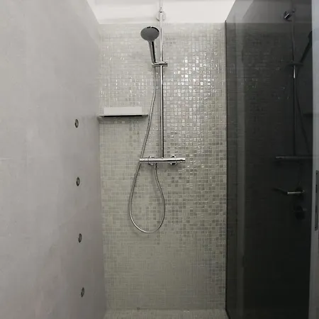 Апартаменты Real Delux Next To Gozsdu & Synagogue *