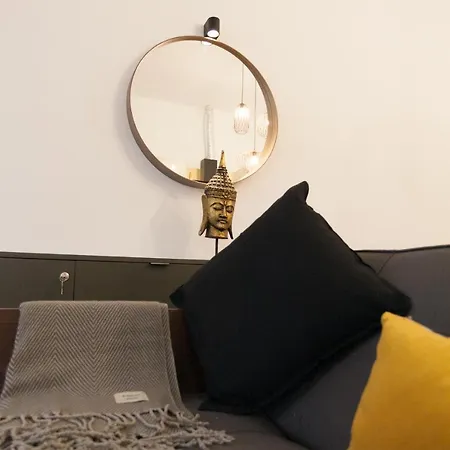 Апартаменты Real Delux Next To Gozsdu & Synagogue *