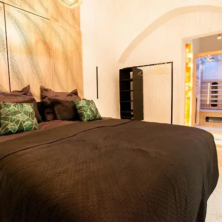 Real Delux Next To Gozsdu & Synagogue Будапешт